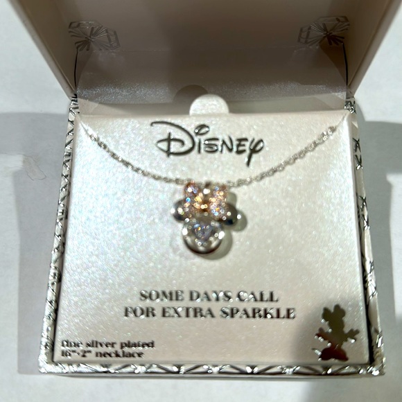 ✨✨✨ Disney Minnie Mouse necklace “Some Days Call for Extra Sparkles” 16.2 “ - Picture 3 of 5